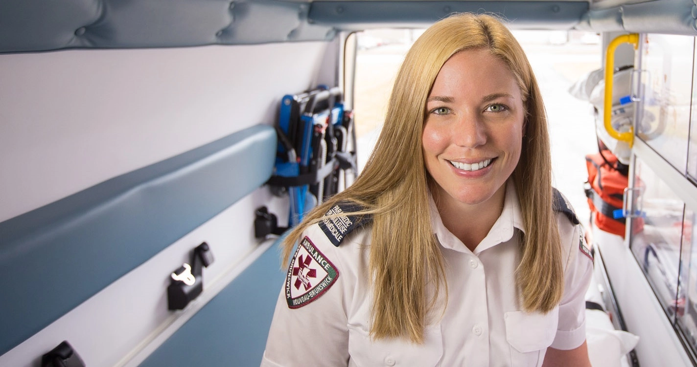 TOP-10 Reasons to Become a Paramedic: Advancing your EMT career